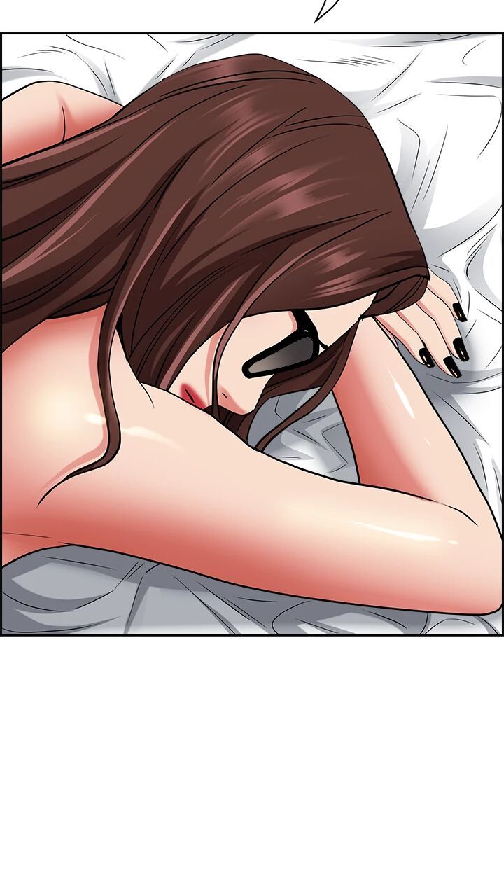 Living with a MILF Manhwa - Chapter 88 Page 32